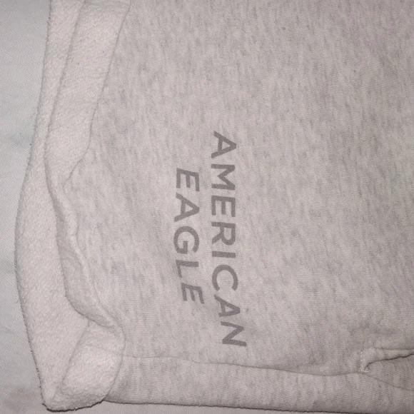 American Eagle 2Pc Bundle Gray Sweatshorts & Burgundy Tee XL - Picture 11 of 16